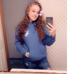 Meet your Posher, Lily